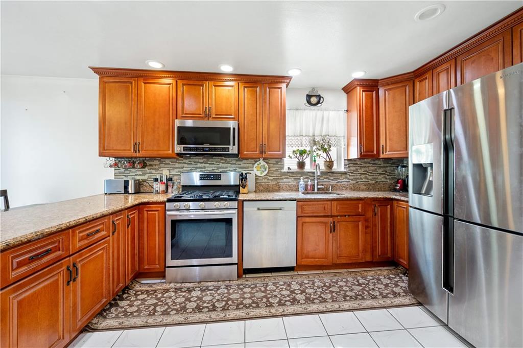 29 Latourette Lane New Springville Staten Island NY 10314