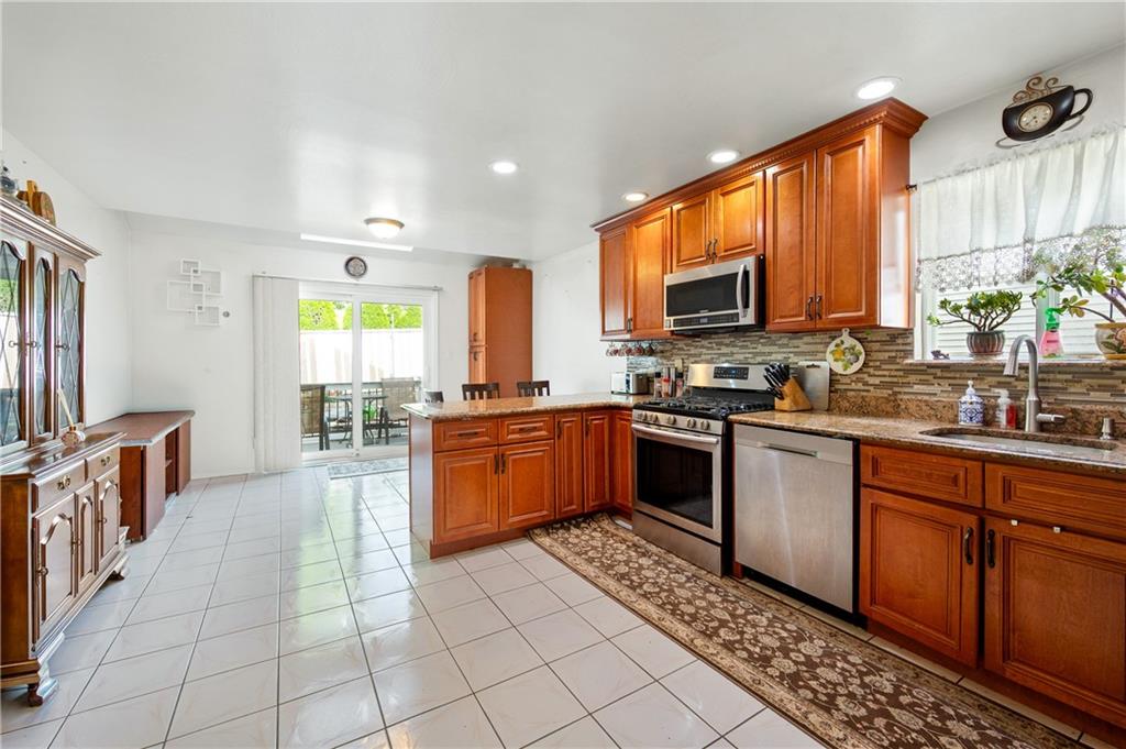 29 Latourette Lane New Springville Staten Island NY 10314