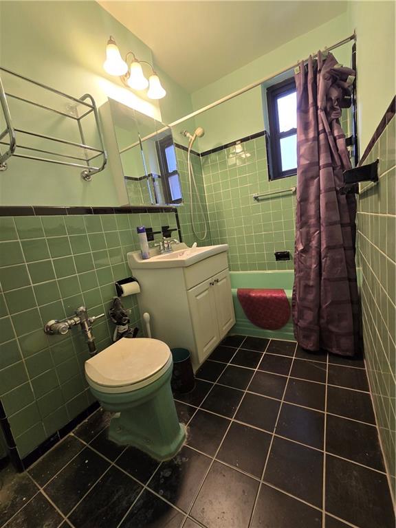 1075 Ocean Parkway Midwood Brooklyn NY 11230