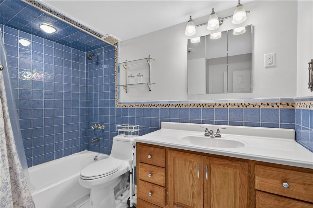 9967 Shore Road Bay Ridge Brooklyn NY 11209