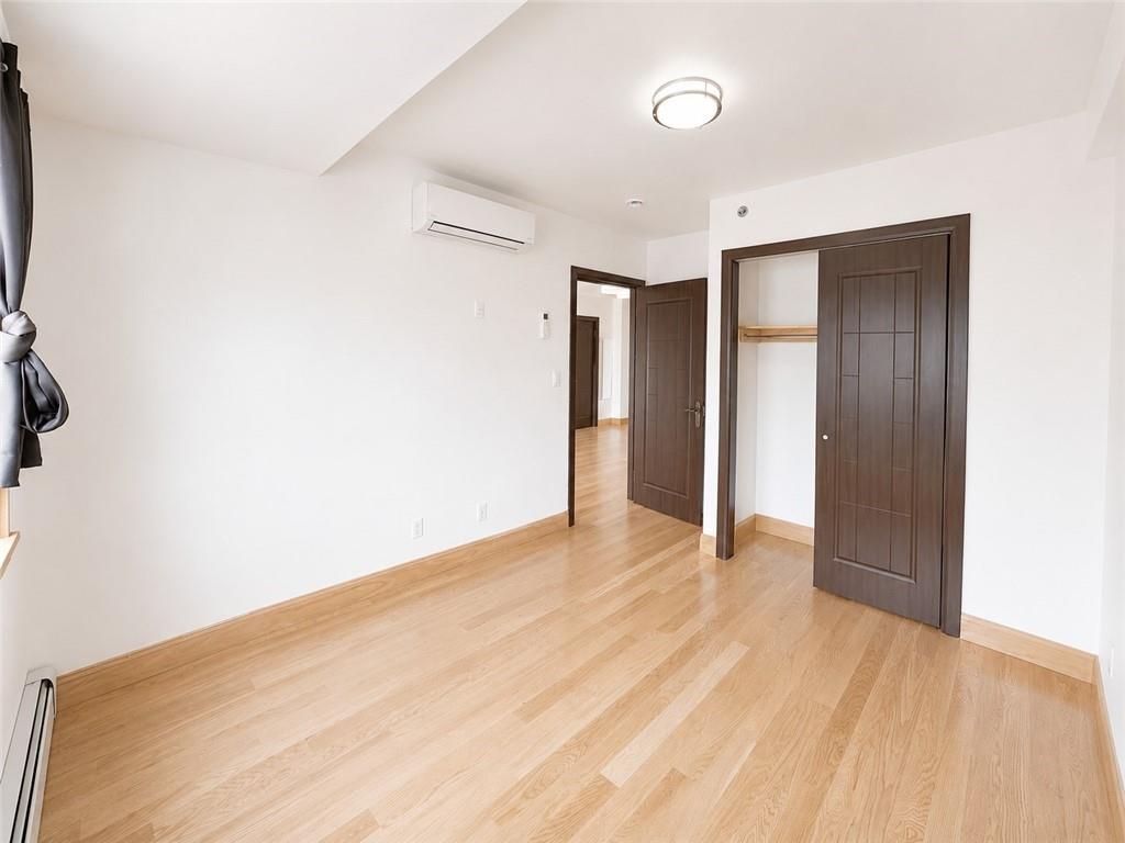 41-42 College Point Boulevard Flushing Flushing NY 11355