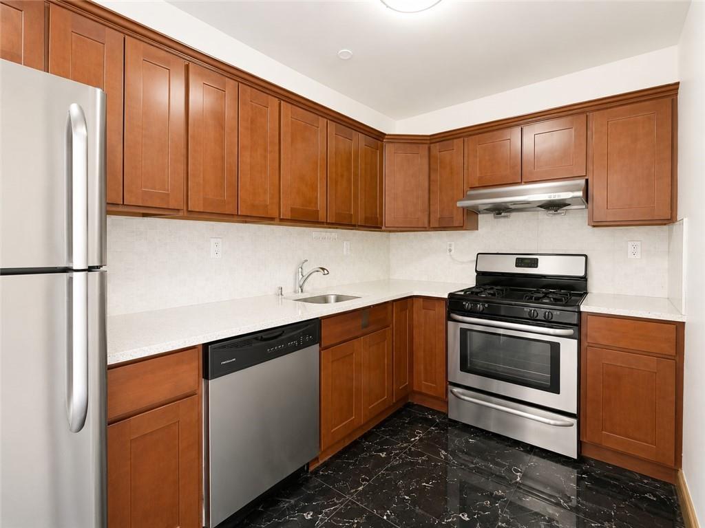 41-42 College Point Boulevard Flushing Flushing NY 11355