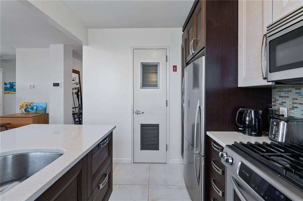 129 WEST END Avenue Manhattan Beach Brooklyn NY 11235