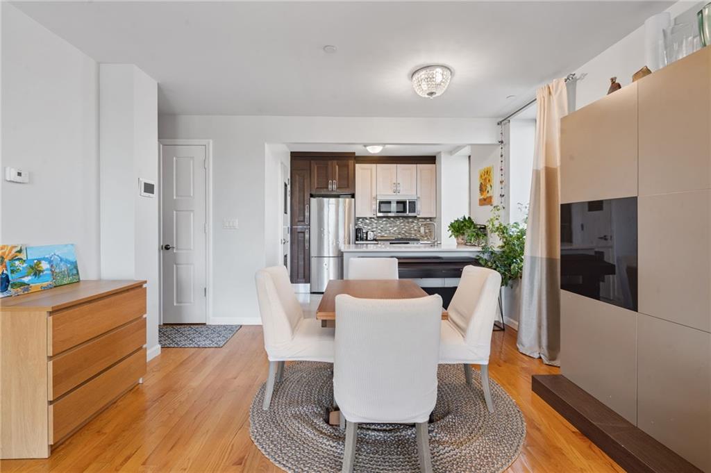129 WEST END Avenue Manhattan Beach Brooklyn NY 11235