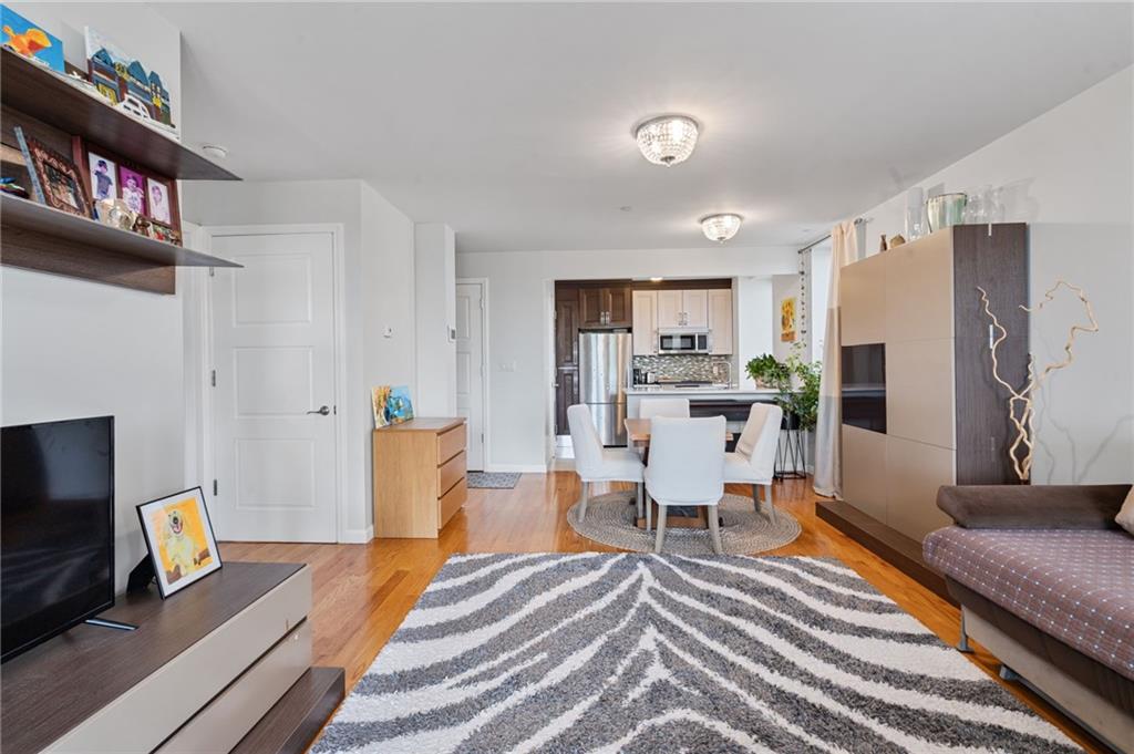 129 WEST END Avenue Manhattan Beach Brooklyn NY 11235