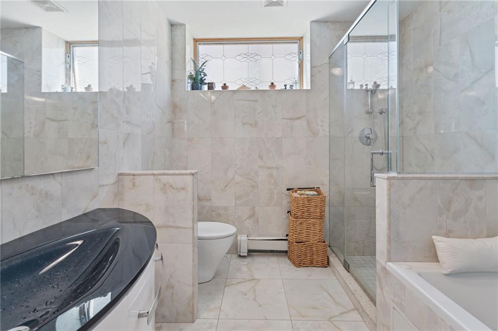 129 WEST END Avenue Manhattan Beach Brooklyn NY 11235