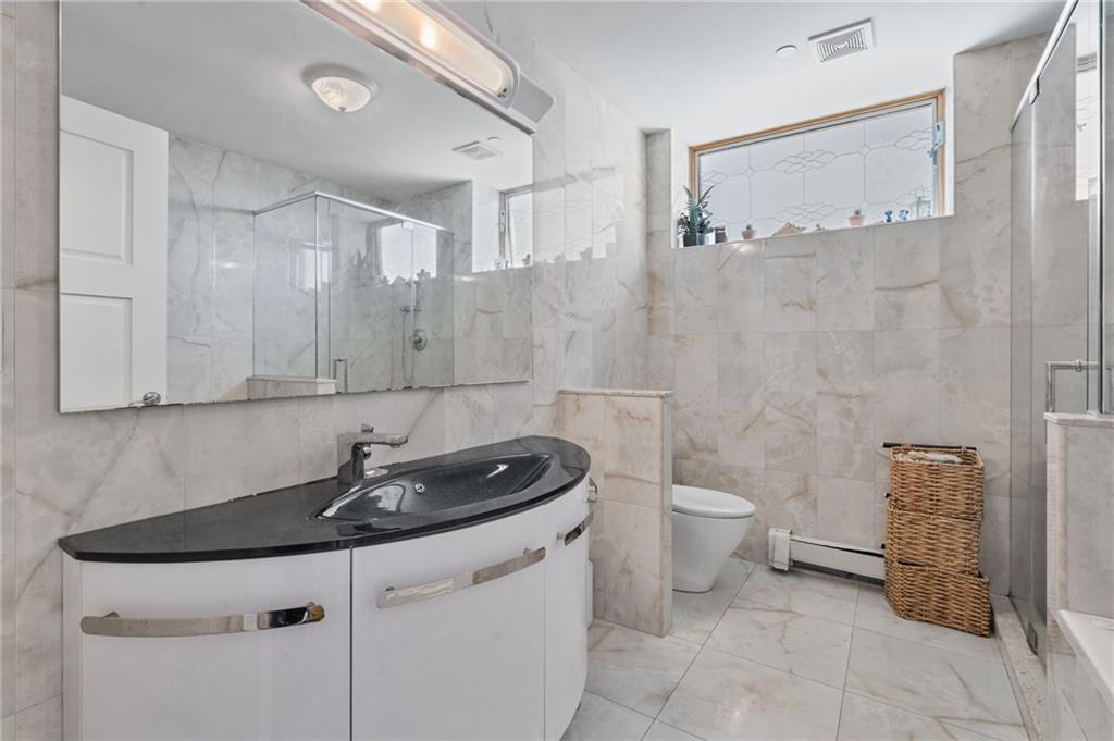 129 WEST END Avenue Manhattan Beach Brooklyn NY 11235