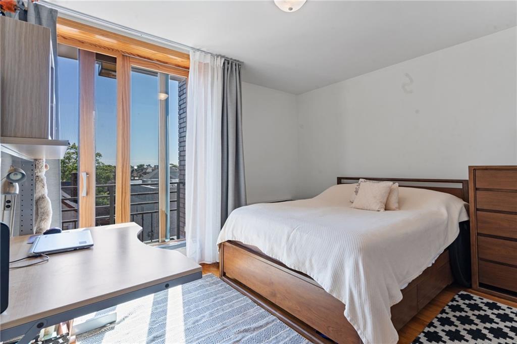 129 WEST END Avenue Manhattan Beach Brooklyn NY 11235