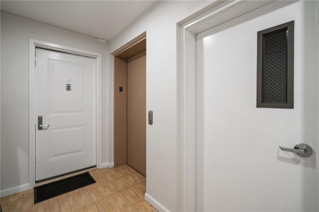 129 WEST END Avenue Manhattan Beach Brooklyn NY 11235