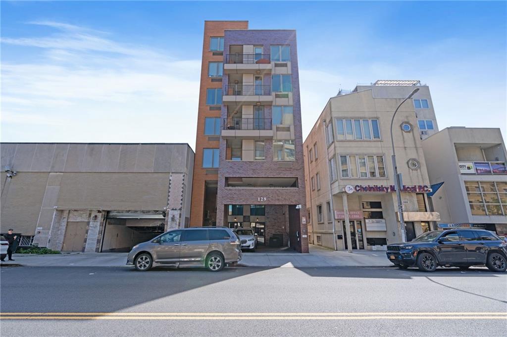 129 WEST END Avenue Manhattan Beach Brooklyn NY 11235