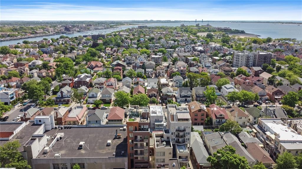 129 WEST END Avenue Manhattan Beach Brooklyn NY 11235