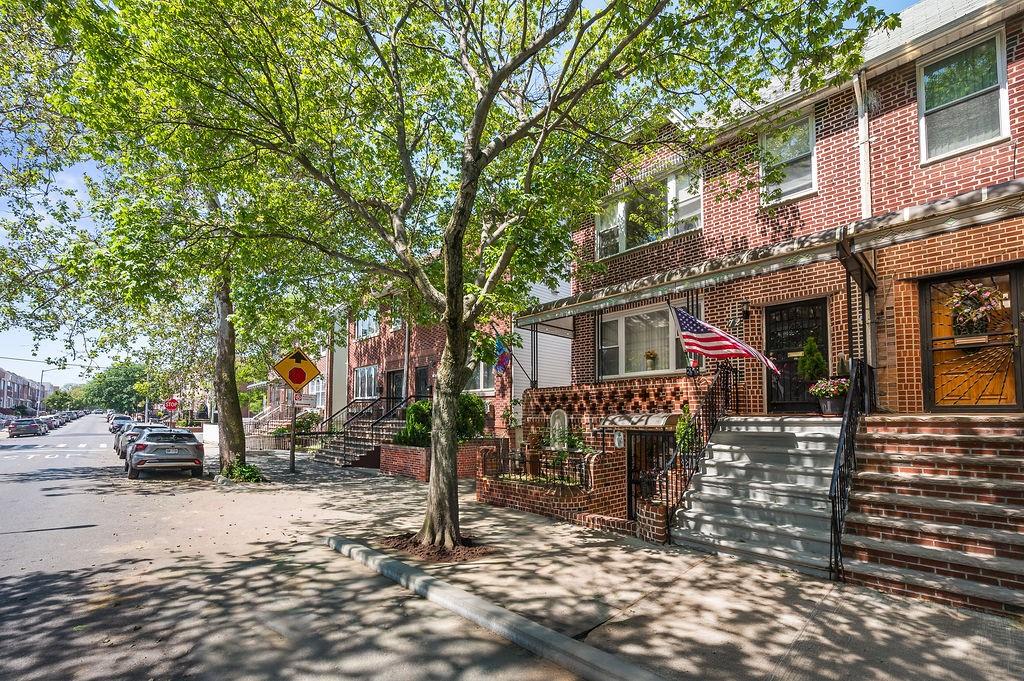 72 Bay 8th Street Bensonhurst Brooklyn NY 11228