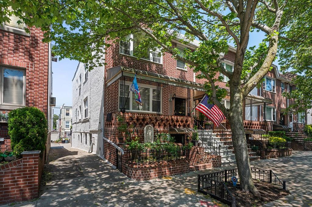 72 Bay 8th Street Bensonhurst Brooklyn NY 11228