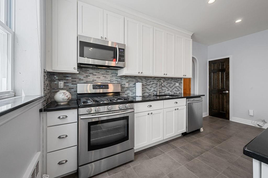 72 Bay 8th Street Bensonhurst Brooklyn NY 11228