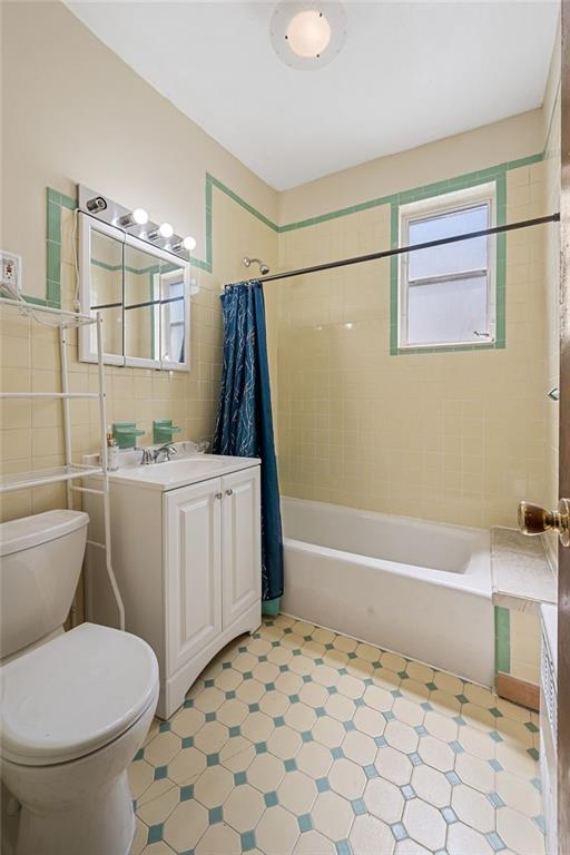 72 Bay 8th Street Bensonhurst Brooklyn NY 11228