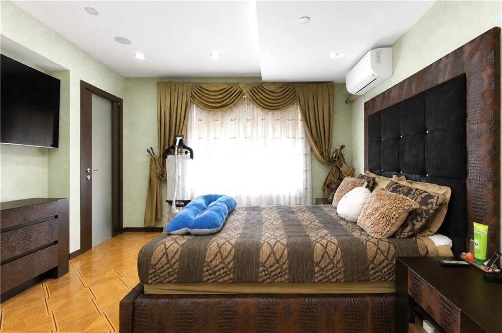 3567 Shore Parkway Sheepshead Bay Brooklyn NY 11235