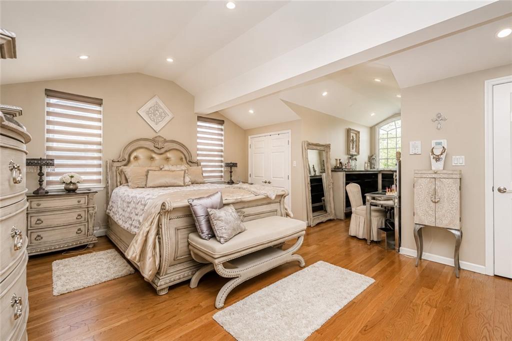 938 83rd Street Dyker Heights Brooklyn NY 11228