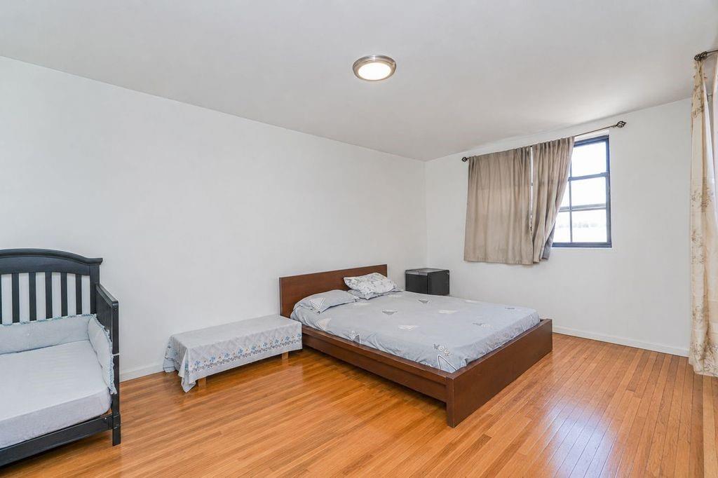 2400 East 3 Street Gravesend Brooklyn NY 11223