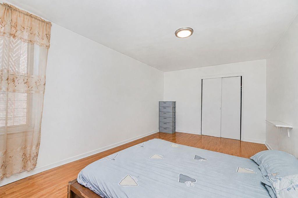 2400 East 3 Street Gravesend Brooklyn NY 11223