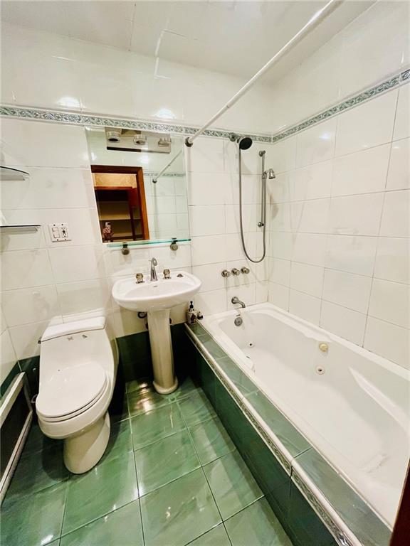 2351 East 26th Street Sheepshead Bay Brooklyn NY 11229