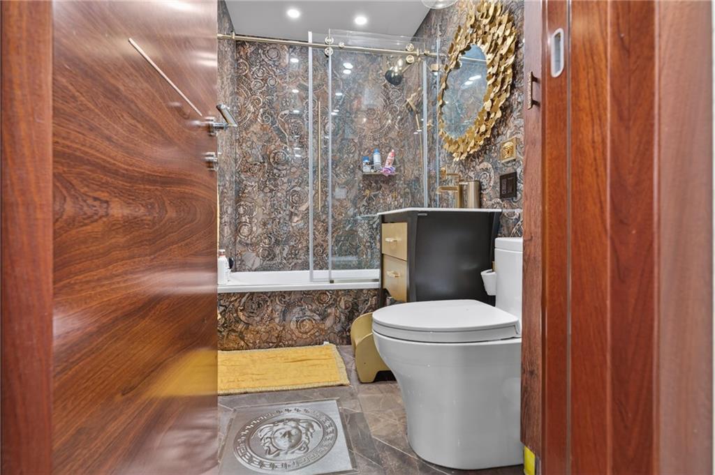 2546 East 13th Street Sheepshead Bay Brooklyn NY 11235