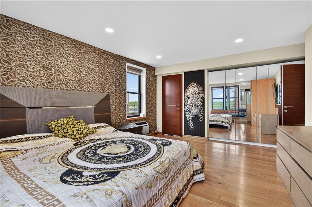 2546 East 13th Street Sheepshead Bay Brooklyn NY 11235