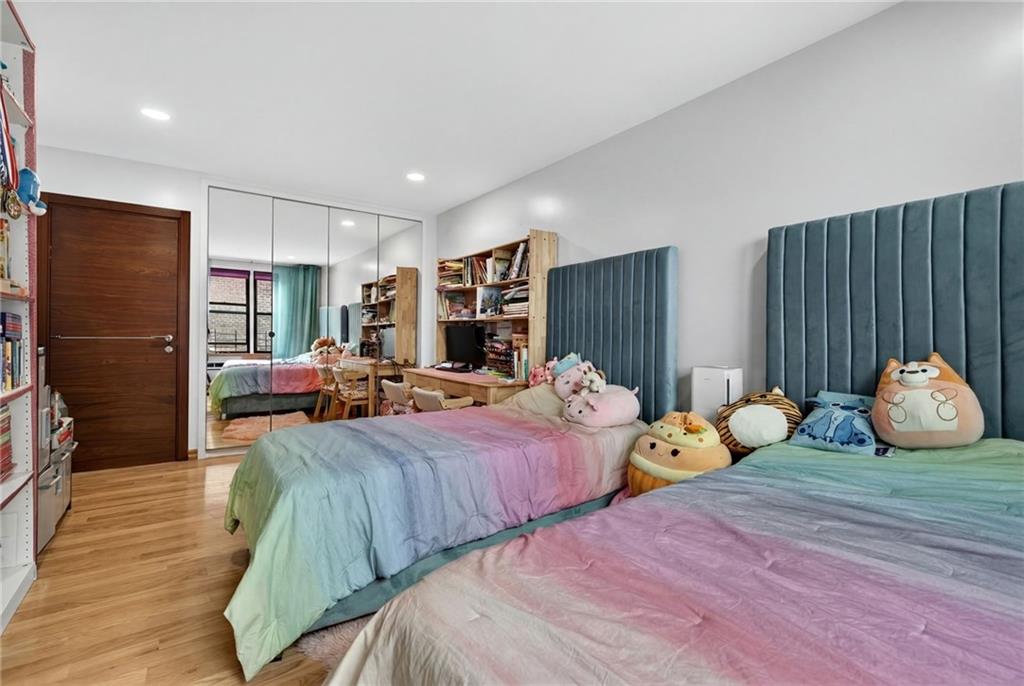 2546 East 13th Street Sheepshead Bay Brooklyn NY 11235