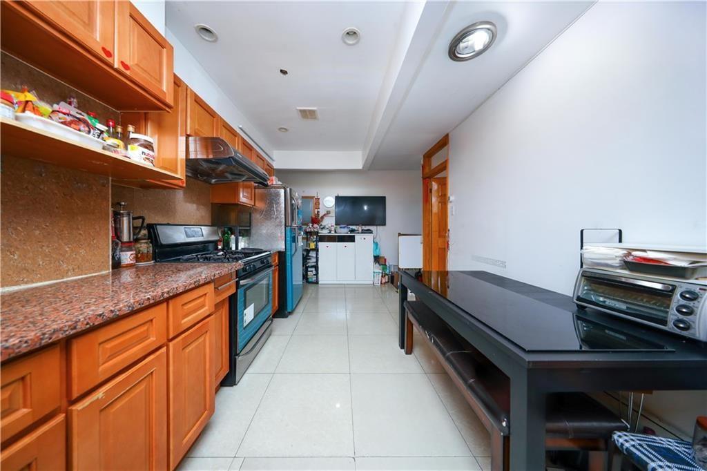 5418 3rd Avenue Sunset Park Brooklyn NY 11220