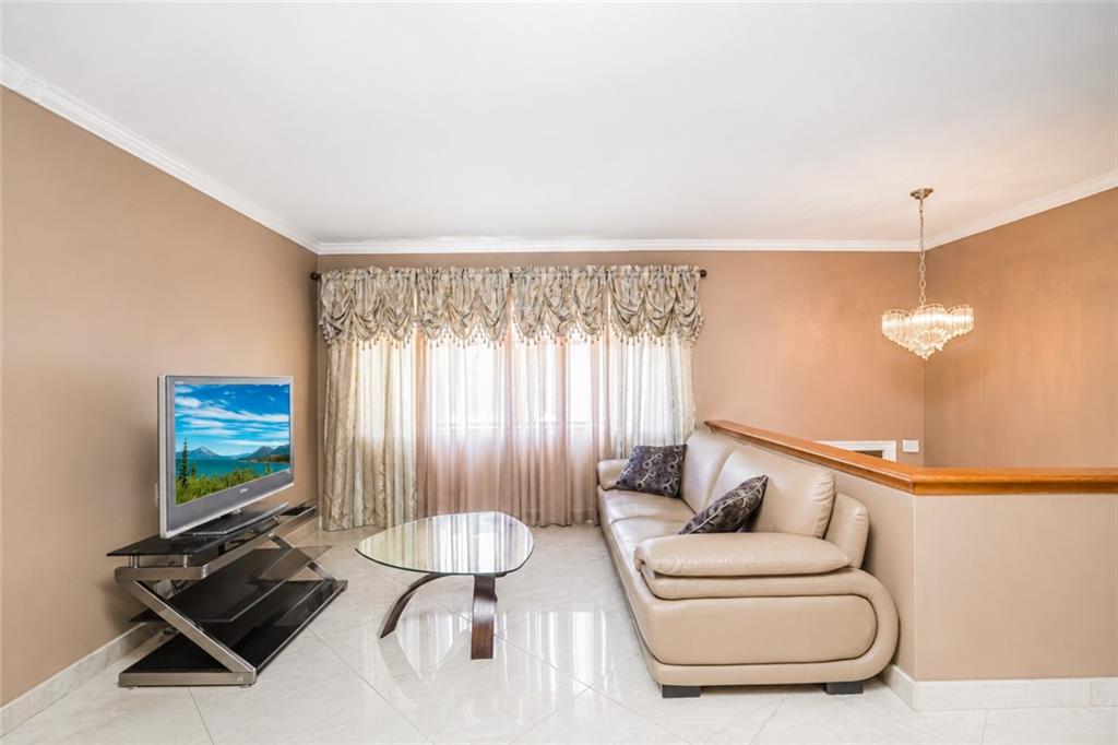 25 Furness Place New Springville Staten Island NY 10314