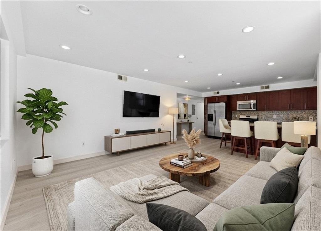 3015 Brighton 6th Street Brighton Beach Brooklyn NY 11235