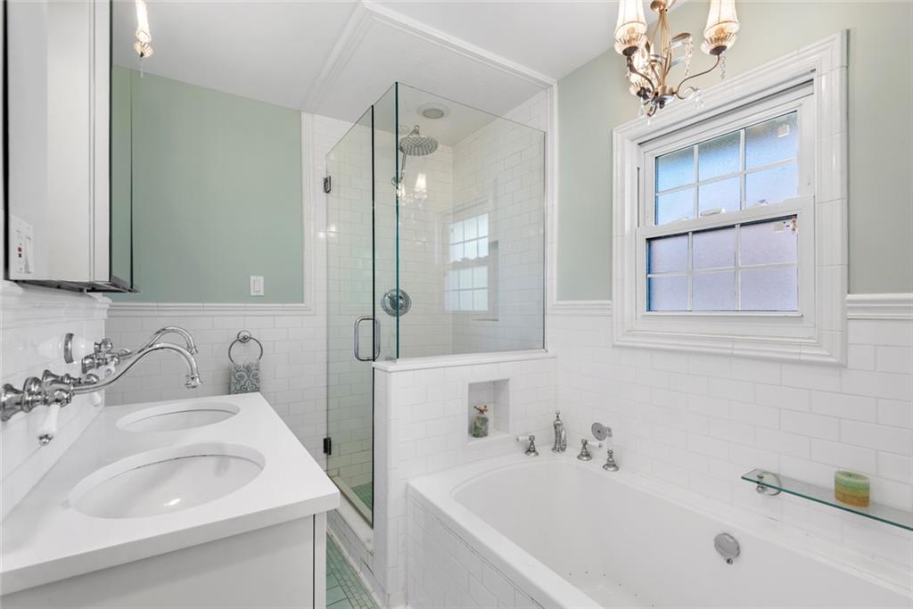 8525 Colonial Road Bay Ridge Brooklyn NY 11209