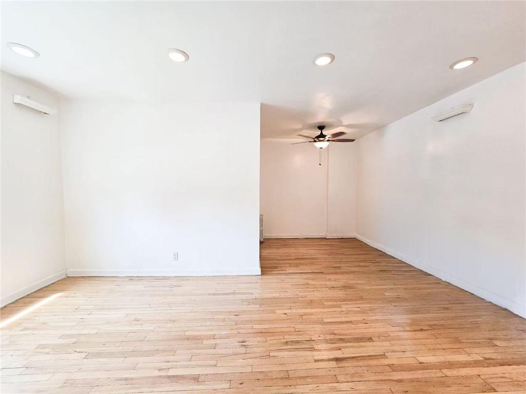 17209 Crocheron Avenue Bayside Flushing NY 11358