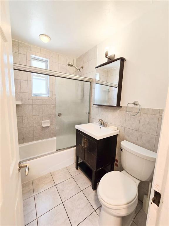 17209 Crocheron Avenue Bayside Flushing NY 11358