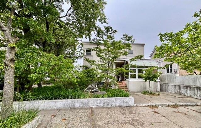 5100 Oceanview Avenue Sea Gate Brooklyn NY 11224