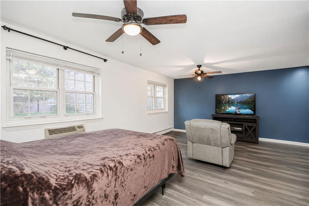 392 Maryland Avenue Rosebank Staten Island NY 10305