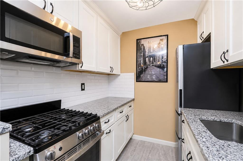 392 Maryland Avenue Rosebank Staten Island NY 10305
