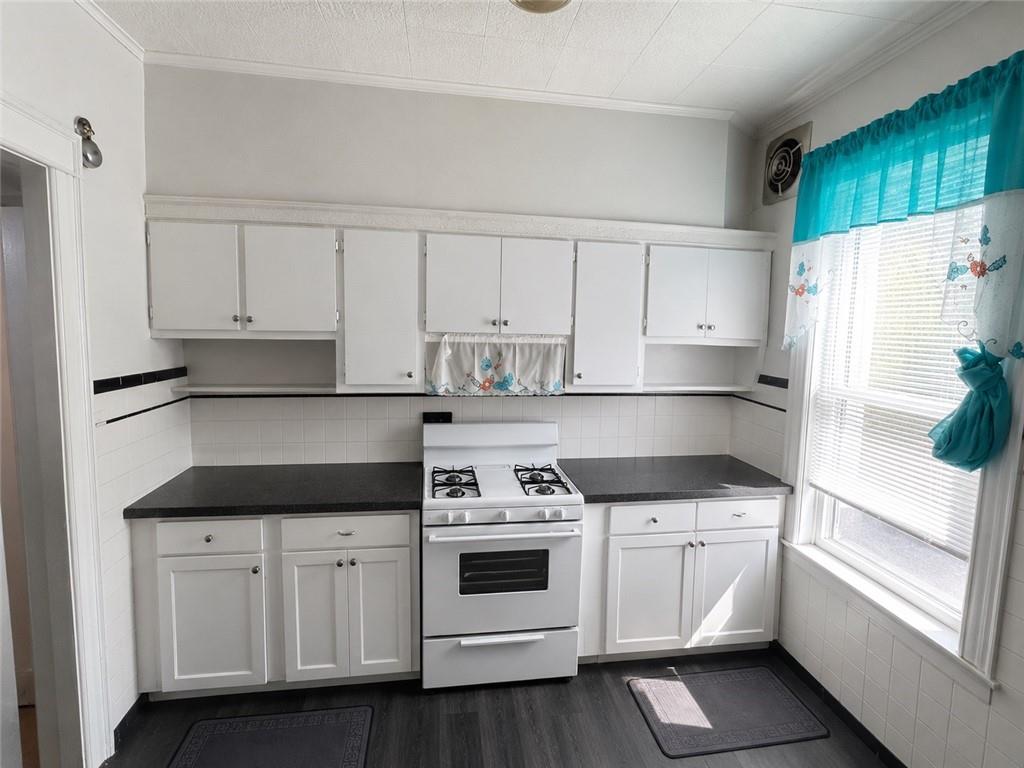 6050 Putnam Avenue Ridgewood Ridgewood NY 11385