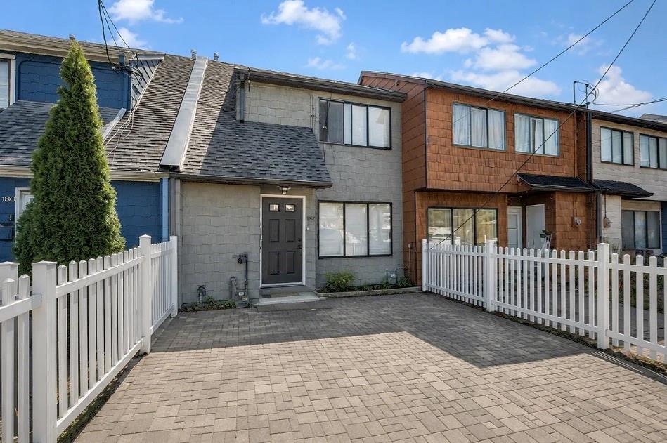 182 Arlington Place Mariner's Harbor Staten Island NY 10303