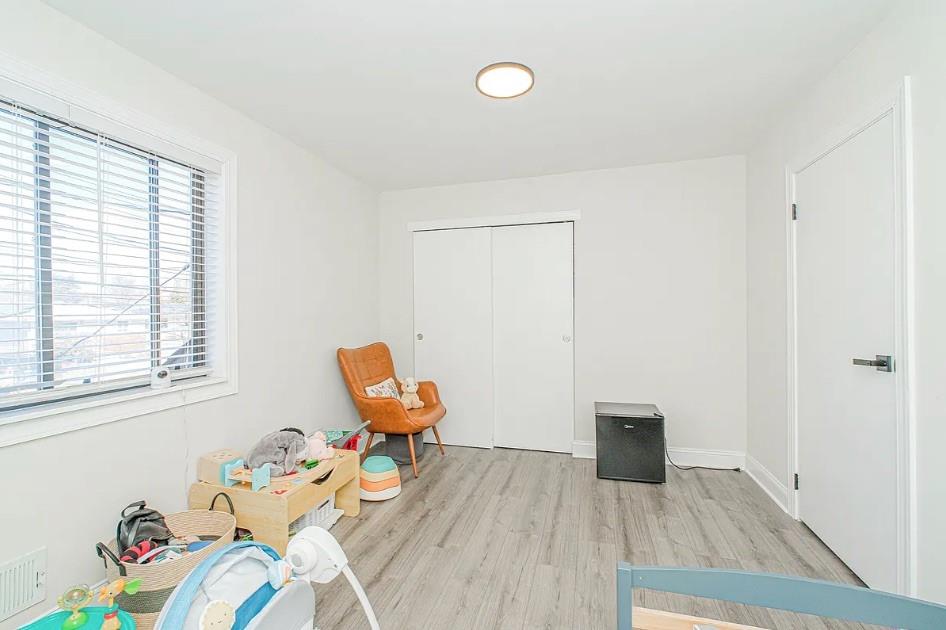 182 Arlington Place Mariner's Harbor Staten Island NY 10303
