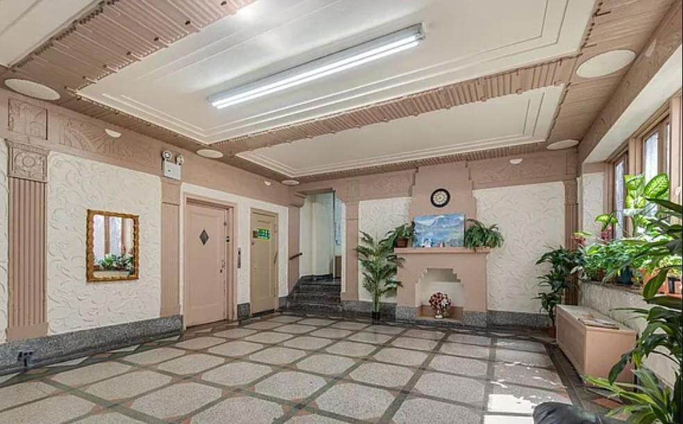 1925 Ocean Avenue Midwood Brooklyn NY 11230