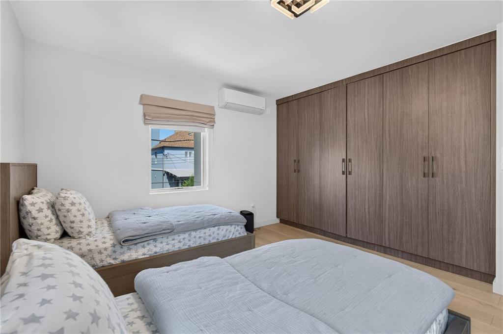 262 West End Avenue Brighton Beach Brooklyn NY 11235