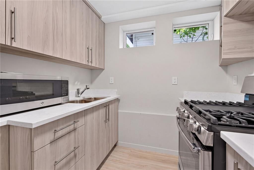 262 West End Avenue Brighton Beach Brooklyn NY 11235