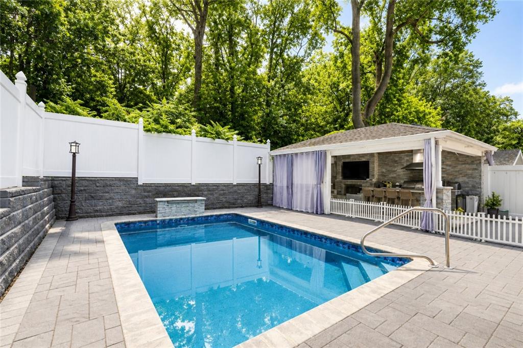 127 Madsen Avenue Richmond Valley Staten Island NY 10309