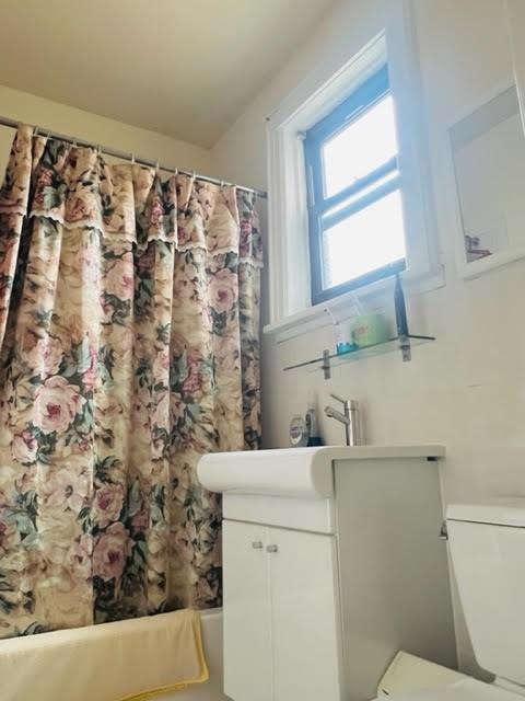1813 Madison Street Ridgewood Flushing NY 11385