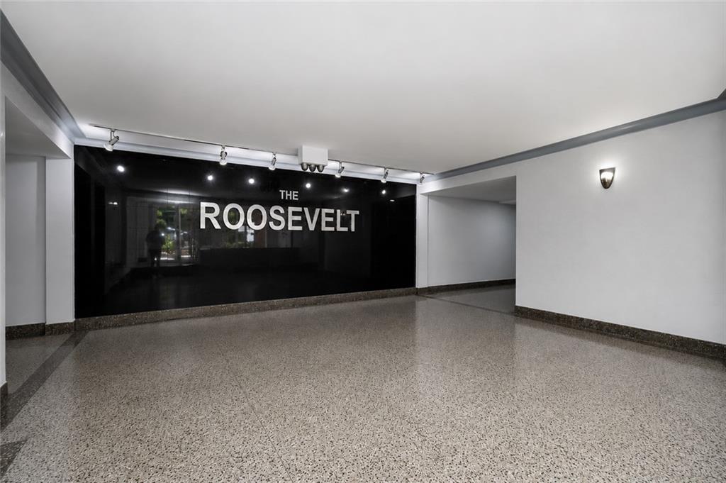 9040 Fort Hamilton Parkway Bay Ridge Brooklyn NY 11209