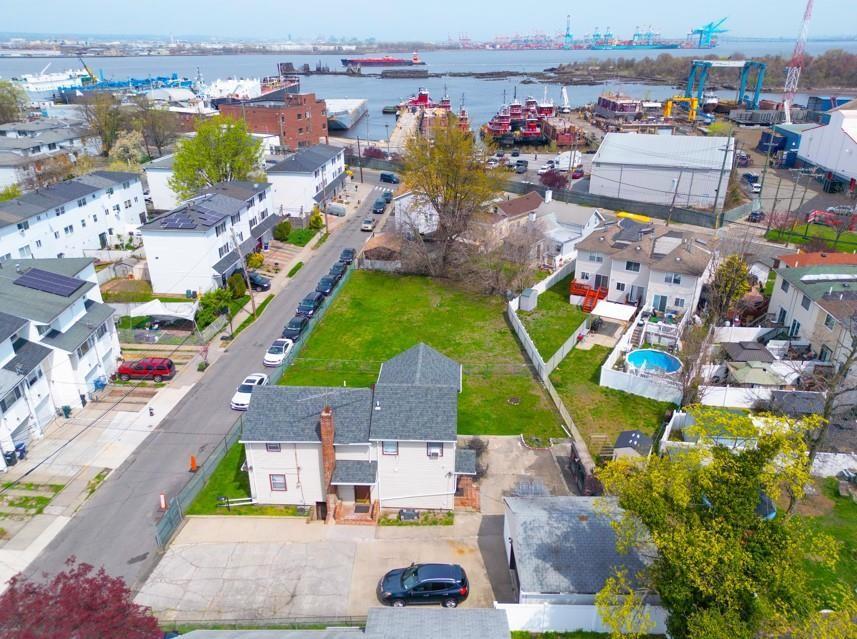 31 Post Lane Mariner's Harbor Staten Island NY 10303