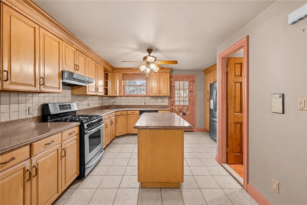 485 Clinton Street Carroll Gardens Brooklyn NY 11231