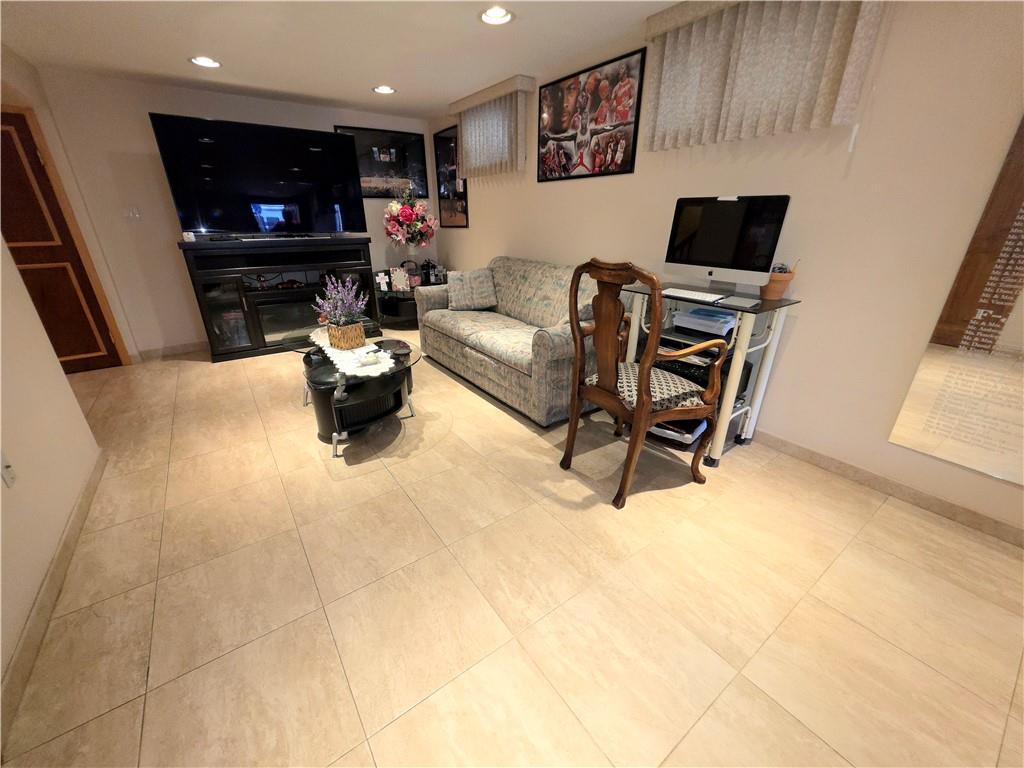 7209 Avenue U Bergen Beach Brooklyn NY 11234