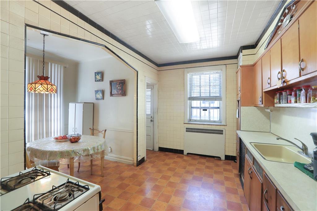 1424 East 49th Street East Flatbush Brooklyn NY 11234