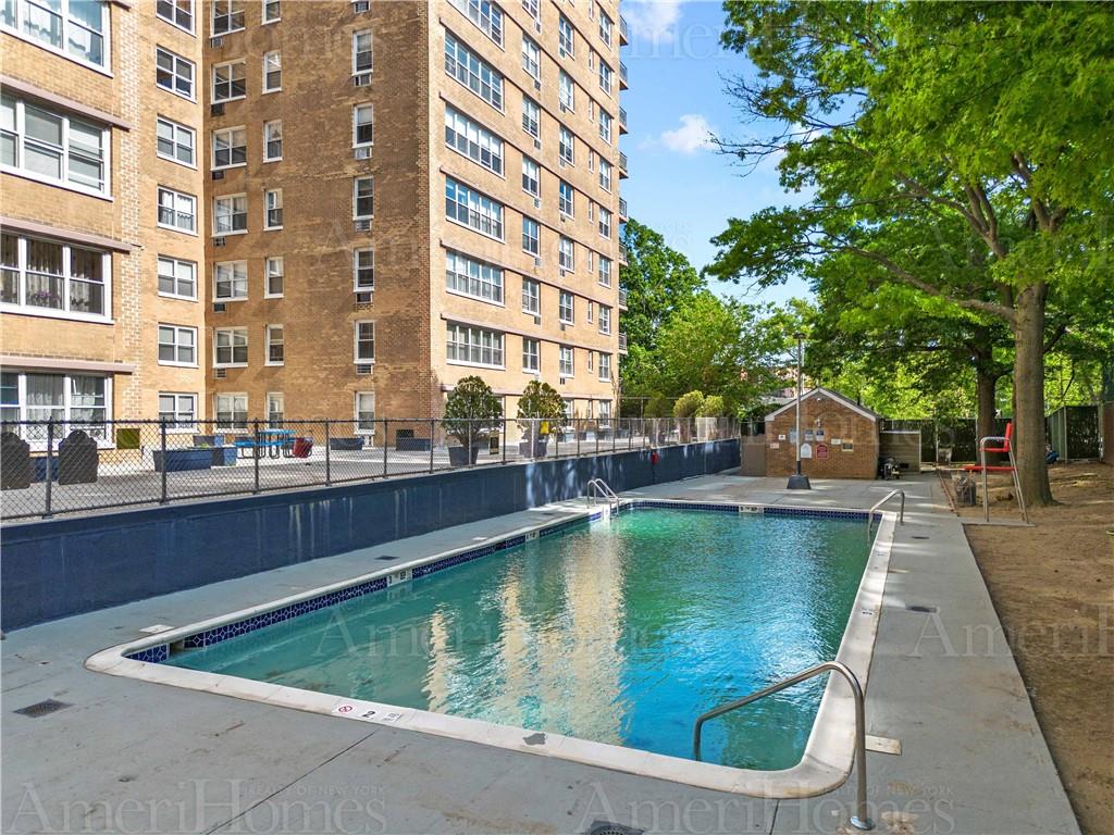 2650 Ocean Parkway Gravesend Brooklyn NY 11235